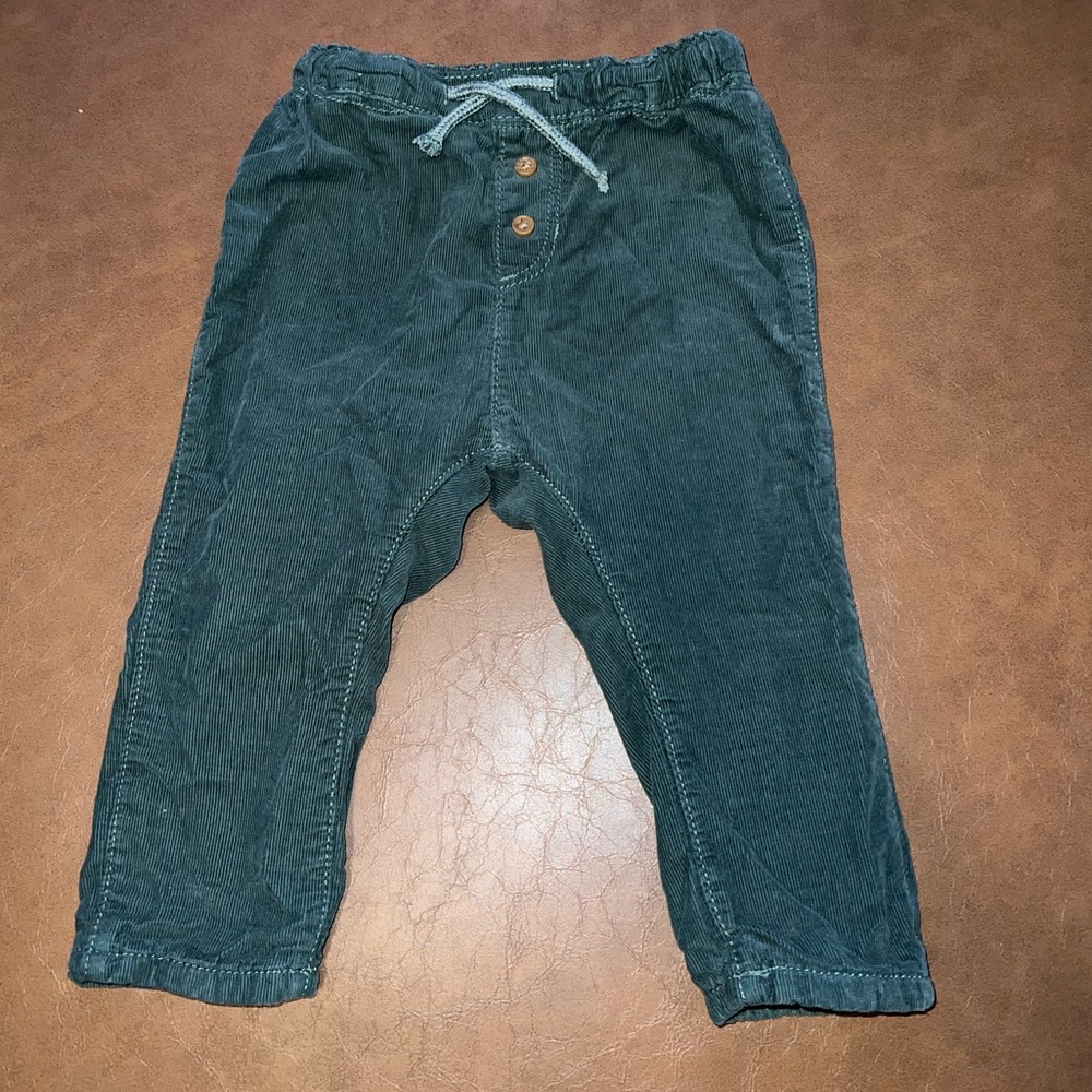 H&M green fully lined corduroy pants size 12 months